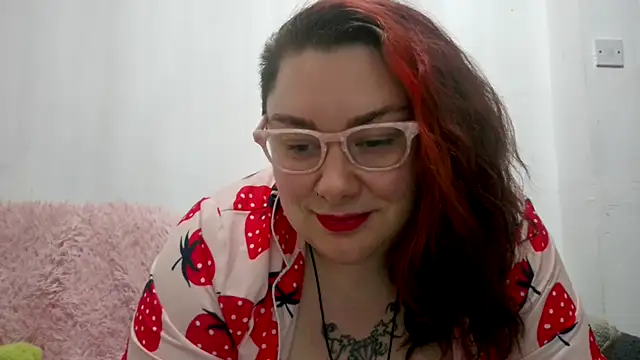 Bustycurves online show from 11/08/25, 10:02