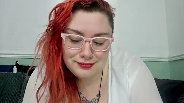 Snapshot of Bustycurves chatting on 02/21/25, 10:37 Bustycurves online show from 02/21/25, 10:37