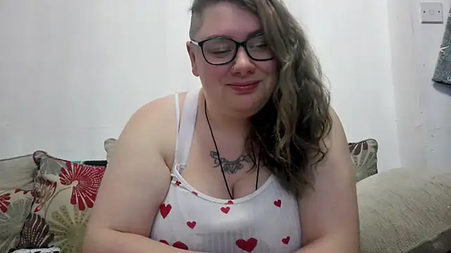 Bustycurves online show from 01/11/26, 12:39