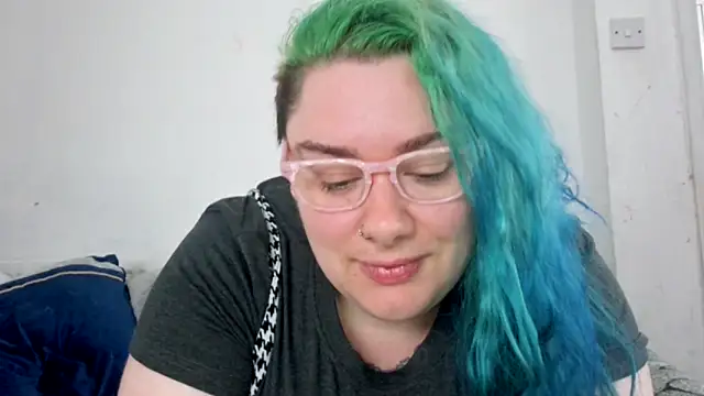 Bustycurves online show from 05/15/26, 10:02