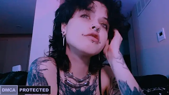 Snapshot of NaughtyLittleFox chatting on 02/27/26, 04:45 NaughtyLittleFox online show from 02/27/26, 04:45