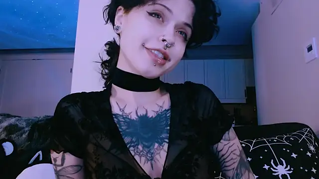 Snapshot of NaughtyLittleFox chatting on 04/10/26, 07:04 NaughtyLittleFox online show from 04/10/26, 07:04