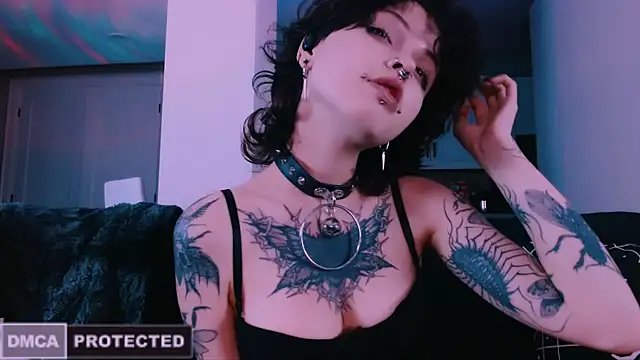 Snapshot of NaughtyLittleFox chatting on 02/11/26, 07:30 NaughtyLittleFox online show from 02/11/26, 07:30