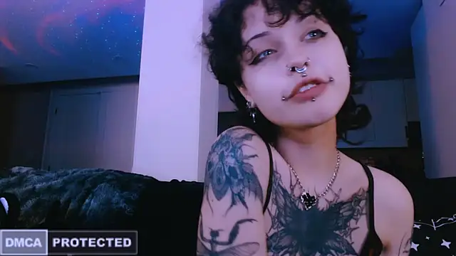 Snapshot of NaughtyLittleFox chatting on 03/21/26, 08:41 NaughtyLittleFox online show from 03/21/26, 08:41