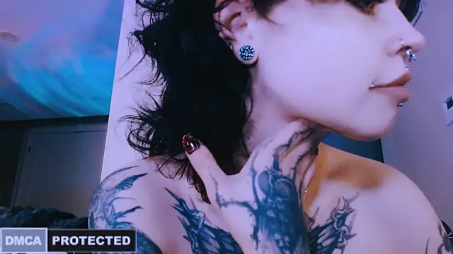 Snapshot of NaughtyLittleFox chatting on 04/25/26, 02:14 NaughtyLittleFox online show from 04/25/26, 02:14