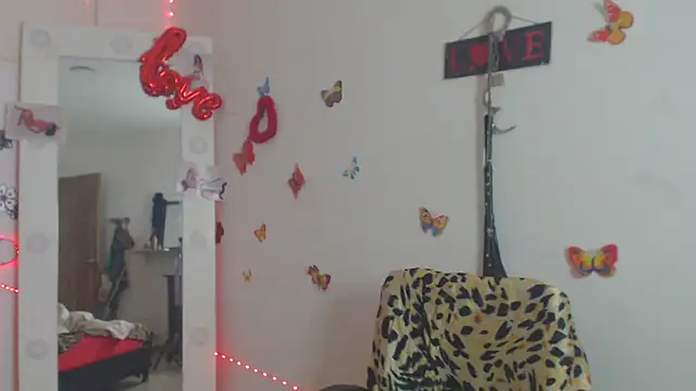 Snapshot of brigitht chatting on 10/03/25, 02:51 brigitht online show from 10/03/25, 02:51