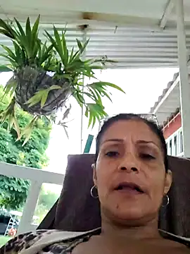 Snapshot of brigitht chatting on 05/17/26, 10:43 brigitht online show from 05/17/26, 10:43