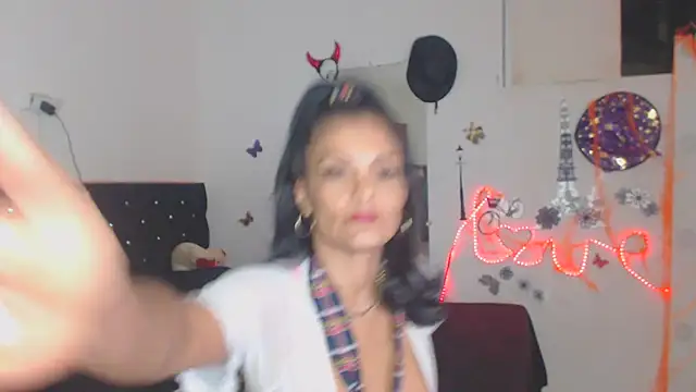 brigitht online show from 10/31/25, 05:37