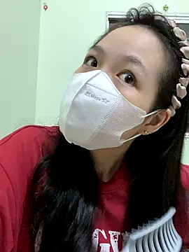 minmin2kk5 online show from 10/13/25, 12:56