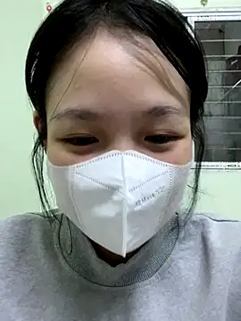 minmin2kk5 online show from 10/22/25, 06:35