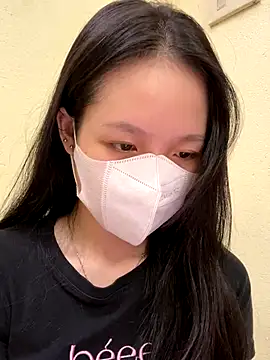 minmin2kk5 online show from 10/15/25, 02:36