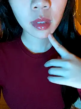 minmin2kk5 online show from 10/30/25, 02:36