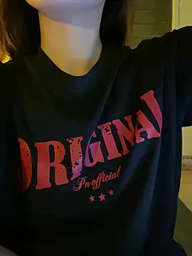 minmin2kk5 online show from 03/28/26, 02:51