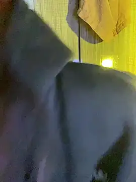 minmin2kk5 online show from 02/09/26, 03:32