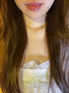 minmin2kk5 online show from 05/29/26, 01:33