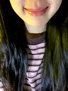 minmin2kk5 online show from 01/17/26, 06:39