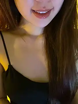 minmin2kk5 online show from 03/25/26, 01:39