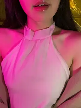 minmin2kk5 online show from 12/16/25, 02:54