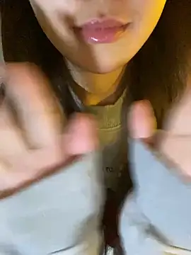 minmin2kk5 online show from 02/11/26, 03:56