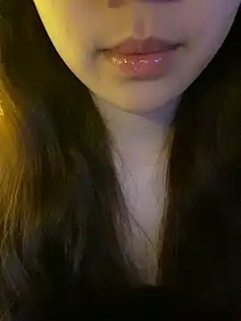 minmin2kk5 online show from 02/15/26, 03:44