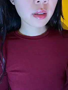 minmin2kk5 online show from 11/06/25, 07:01