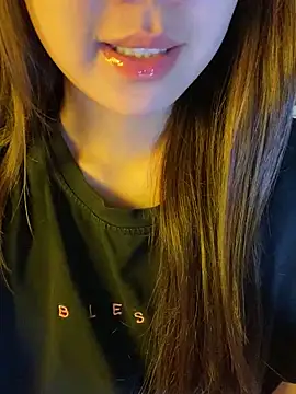 minmin2kk5 online show from 04/03/26, 05:30