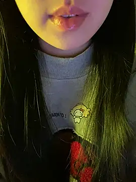 minmin2kk5 online show from 02/02/26, 07:07