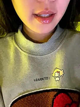 minmin2kk5 online show from 01/11/26, 03:41