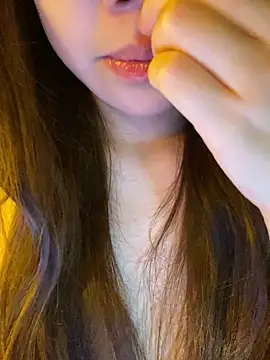 minmin2kk5 online show from 04/09/26, 04:13