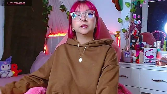 Littlerouse  online show from 11/22/25, 03:05