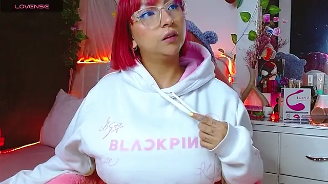 Littlerouse  online show from 11/12/25, 11:41