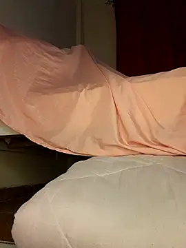 Snapshot of Freya_004 chatting on 11/07/25, 07:40 Freya 004 online show from 11/07/25, 07:40