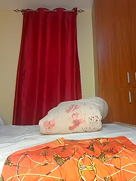 Snapshot of Freya_004 chatting on 11/27/25, 07:31 Freya 004 online show from 11/27/25, 07:31