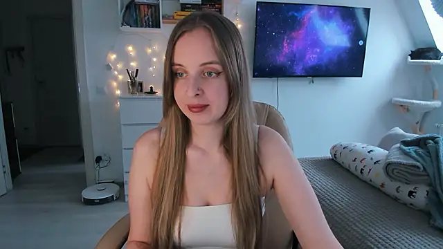 violet blue eyes online show from 02/02/26, 10:47