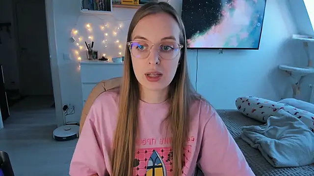 violet blue eyes online show from 02/05/26, 11:06