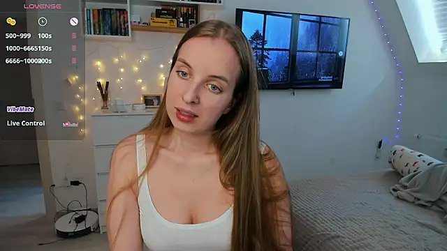 violet blue eyes online show from 03/10/26, 12:53