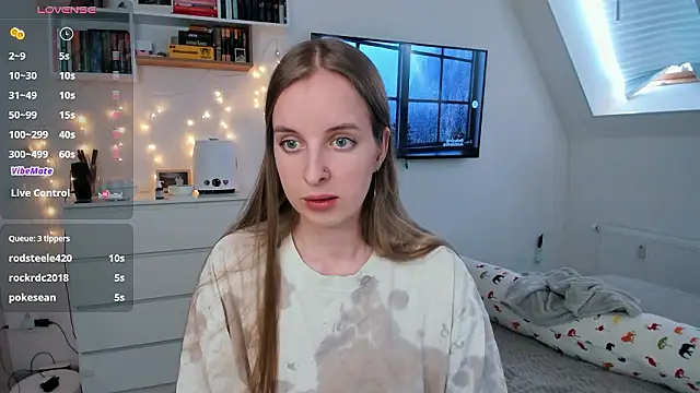 violet blue eyes online show from 03/06/26, 12:44