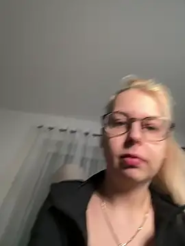 Livewithlucy online show from 02/23/26, 07:53