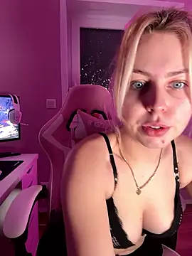 Livewithlucy online show from 01/14/26, 03:04