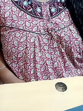 Janavi-janu online show from 10/25/25, 02:28