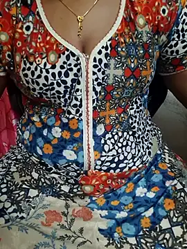 Janavi-janu online show from 11/06/25, 09:02