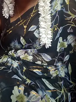 Janavi-janu online show from 11/05/25, 07:06