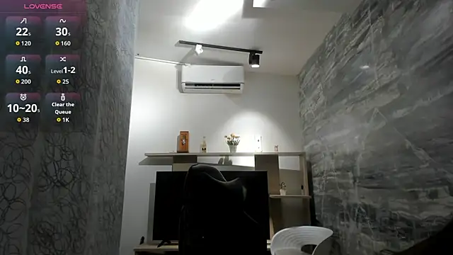 saracaball  online show from 01/14/26, 04:27