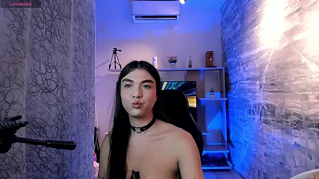 saracaball  online show from 02/22/26, 04:59