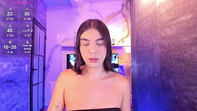 saracaball  online show from 10/17/25, 06:28