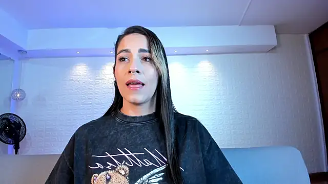 Snapshot of violet_scott chatting on 11/29/25, 10:37 violet scott online show from 11/29/25, 10:37