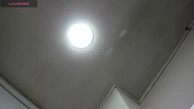 Cherllynn online show from 11/25/25, 02:06