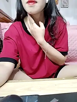 cream1299 online show from 11/11/25, 12:22