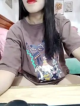 cream1299 online show from 10/17/25, 01:31