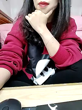 cream1299 online show from 11/19/25, 01:55